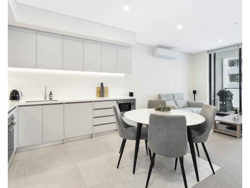 207/7 Village Place, Kirrawee NSW 2232