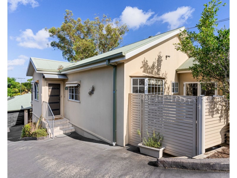 6 Highview Crescent, Oyster Bay NSW 2225