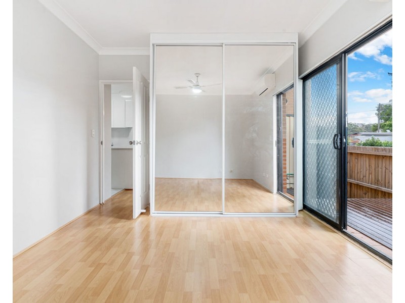 4/8 Warumbui Avenue, Miranda NSW 2228