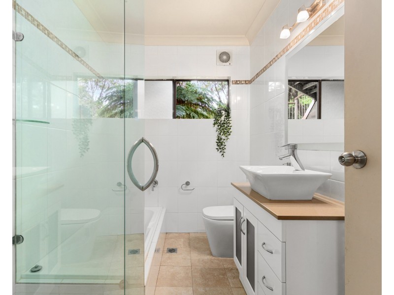 18 Valley Way, Gymea Bay NSW 2227