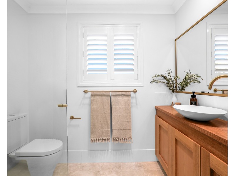 2A MacFarlane Parade, Sylvania NSW 2224