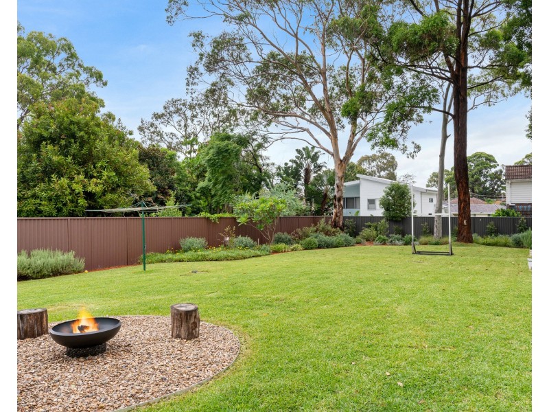 28 Snowden Avenue, Sylvania NSW 2224