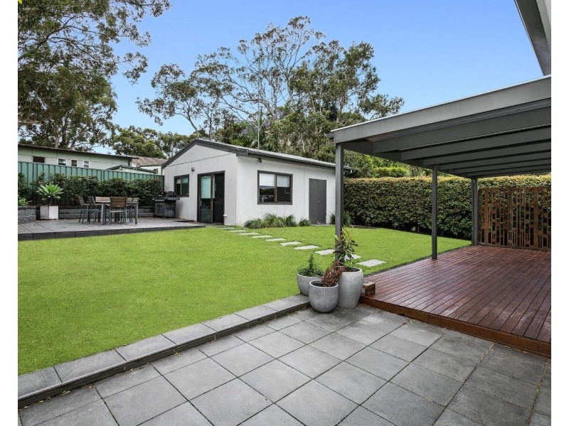 57 Mundakal Avenue, Kirrawee NSW 2232