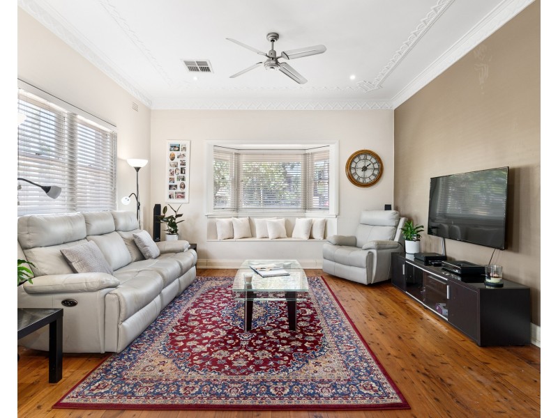 125 Kingsway (entrance via Swan Street), Woolooware NSW 2230