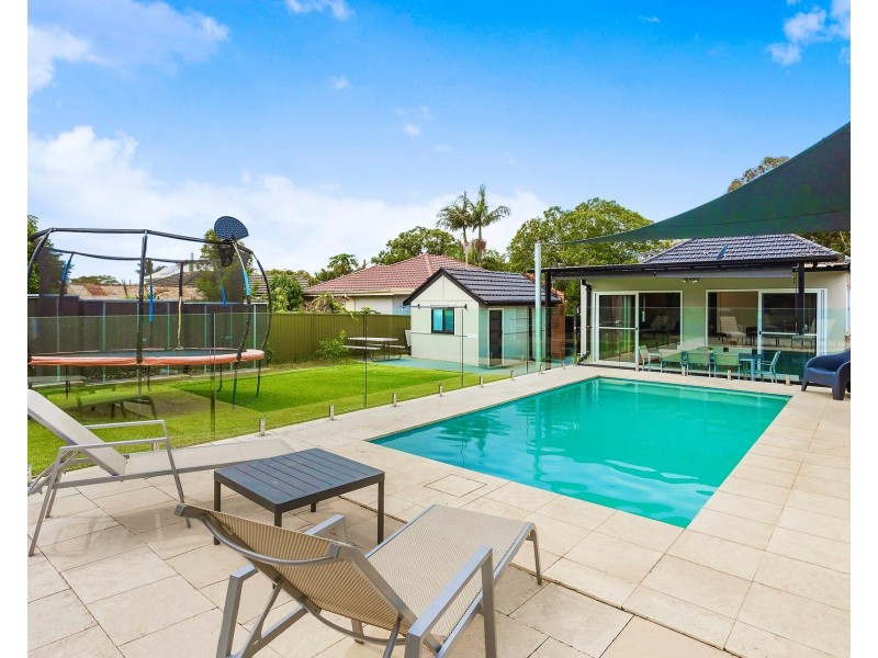 257 Taren Point Road, Caringbah NSW 2229