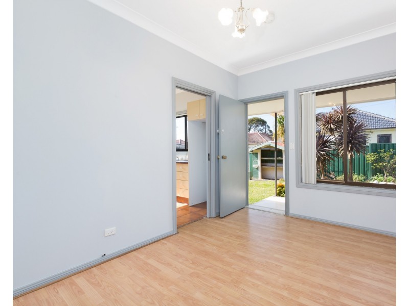 33a Kareena Road, Miranda NSW 2228