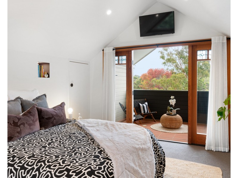 8 Laguna Street, Caringbah South NSW 2229