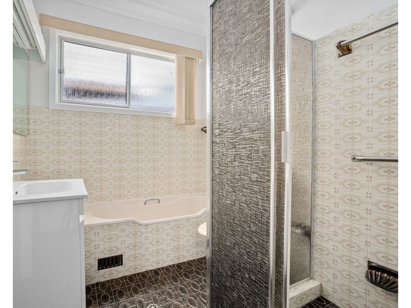 13 Sixth Avenue, Jannali NSW 2226