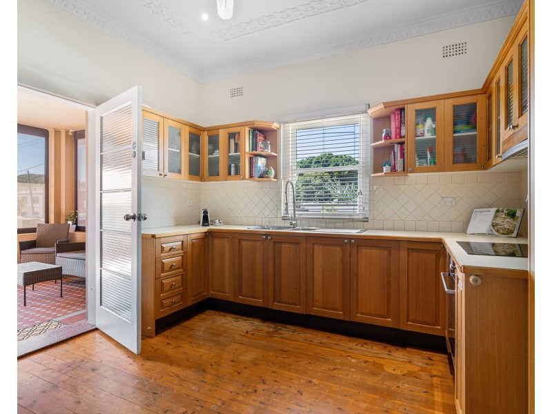 125 Kingsway (entrance via Swan Street), Woolooware NSW 2230