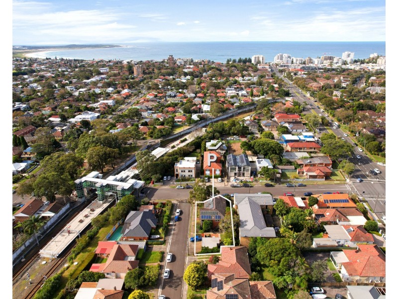 1/1 Swan Street, Woolooware NSW 2230