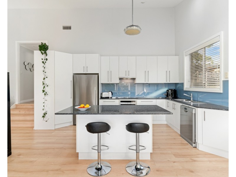 9 Yates Road, Bangor NSW 2234