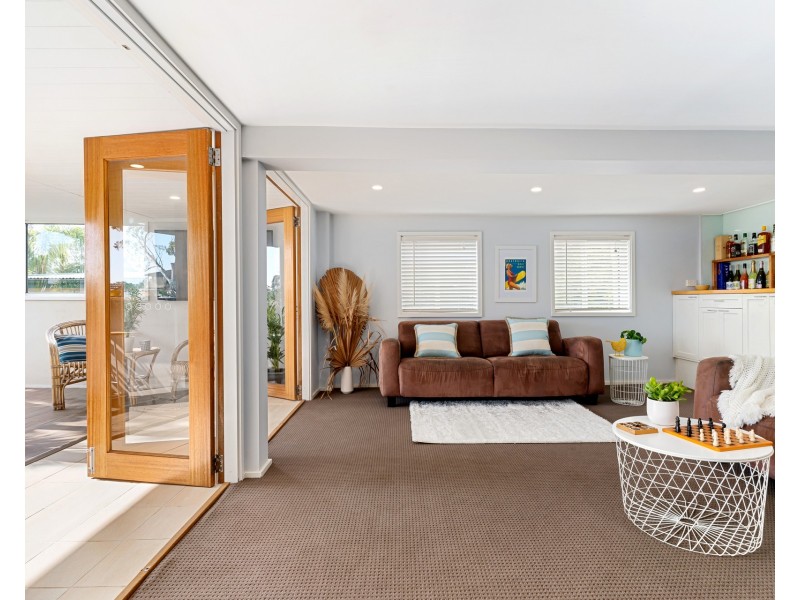 54 Bunarba Road, Gymea Bay NSW 2227