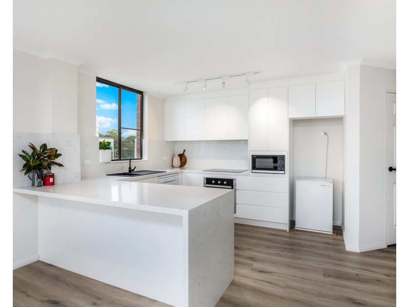 44/19-21 Central Road, Miranda NSW 2228