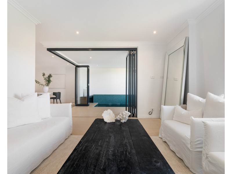 83 North West Arm Road, Gymea NSW 2227