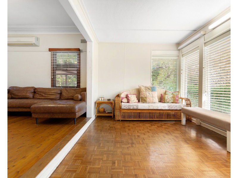 8 Heather Street, Caringbah South NSW 2229