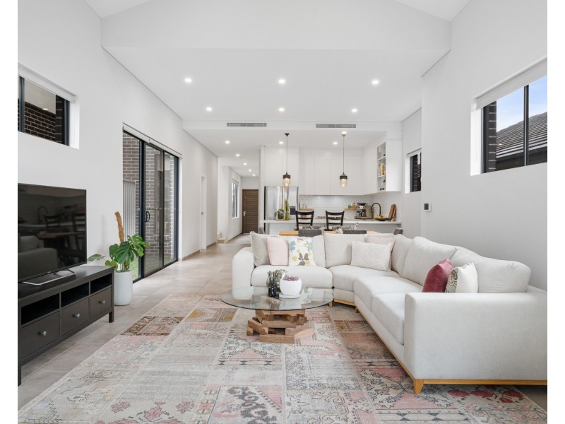 14a Willarong Road, Caringbah NSW 2229