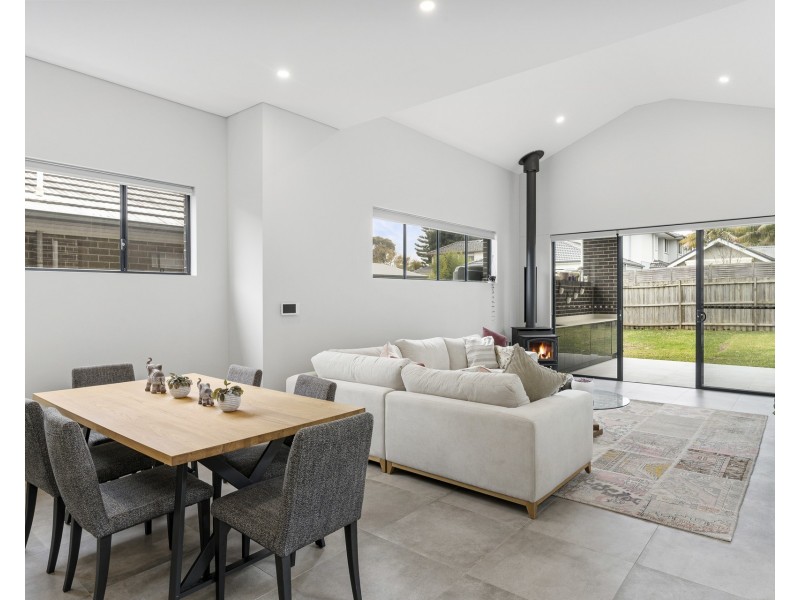 14a Willarong Road, Caringbah NSW 2229