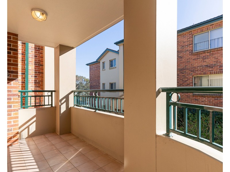 18/398-400 Port Hacking Road, Caringbah NSW 2229