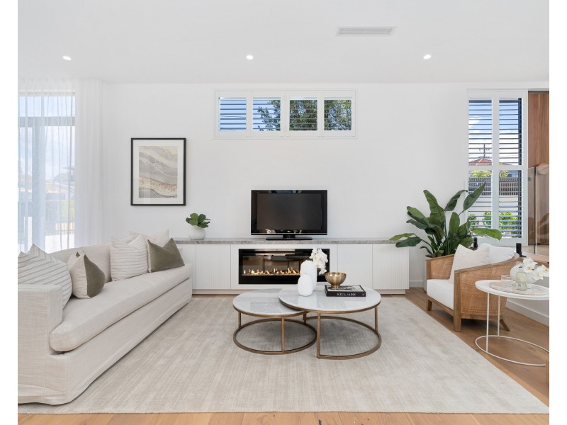 2a Nulgarra Avenue, Gymea Bay NSW 2227