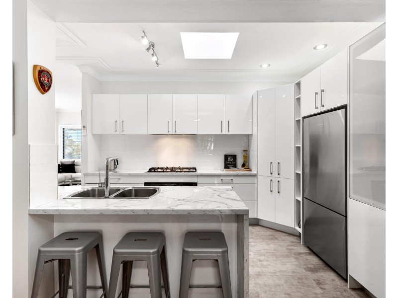 5 Manor Hill Road, Miranda NSW 2228