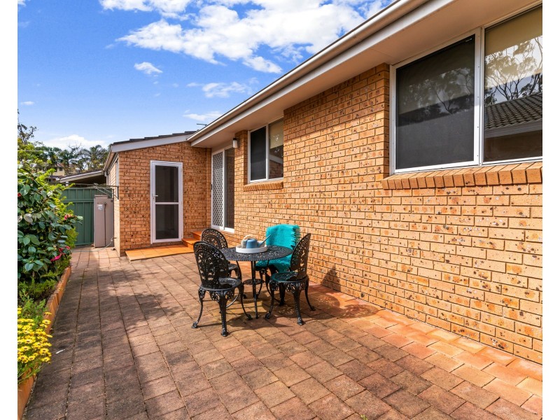 2/7 Dernancourt Avenue, Engadine NSW 2233
