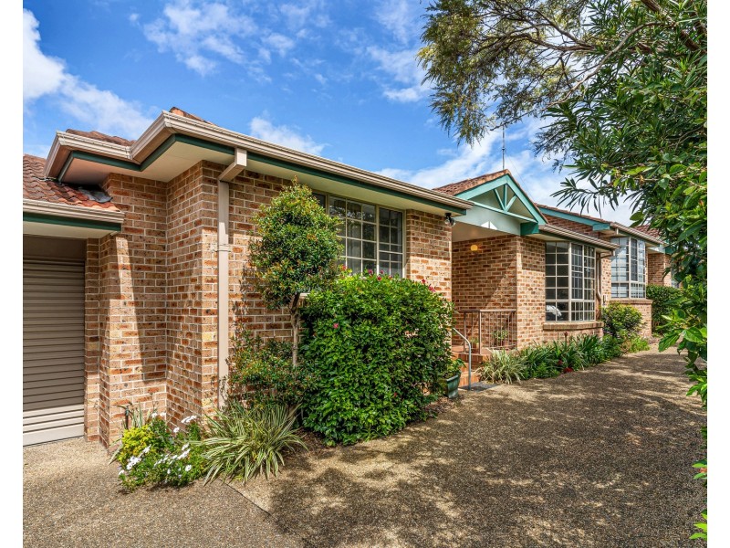 2/93 Port Hacking Road, Sylvania NSW 2224