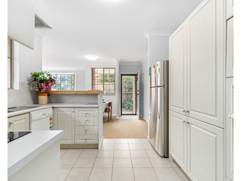 2/93 Port Hacking Road, Sylvania NSW 2224