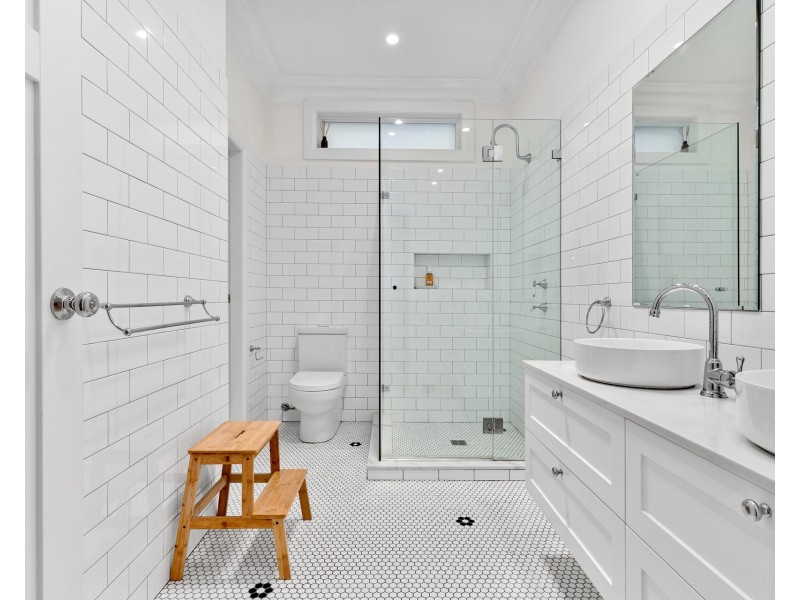 14 Phillip Street, Oyster Bay NSW 2225