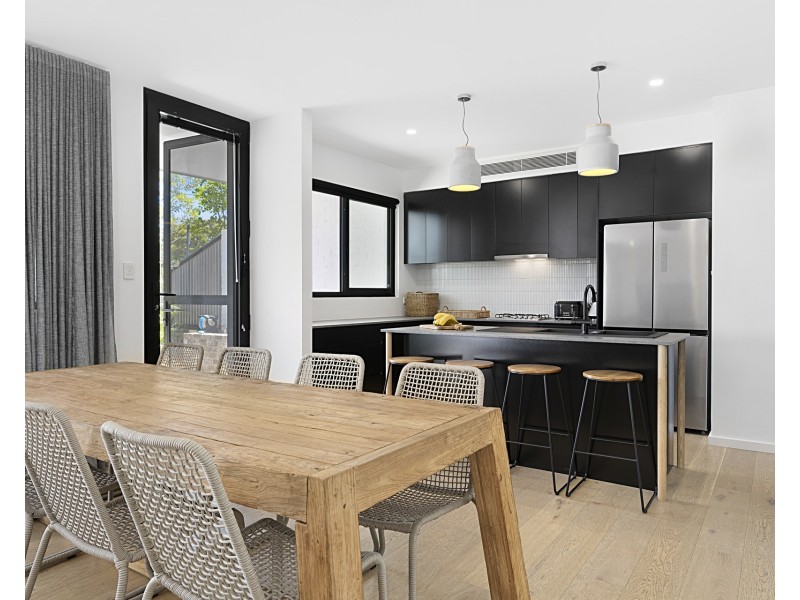 2/2 Yuruga Avenue, Caringbah South NSW 2229