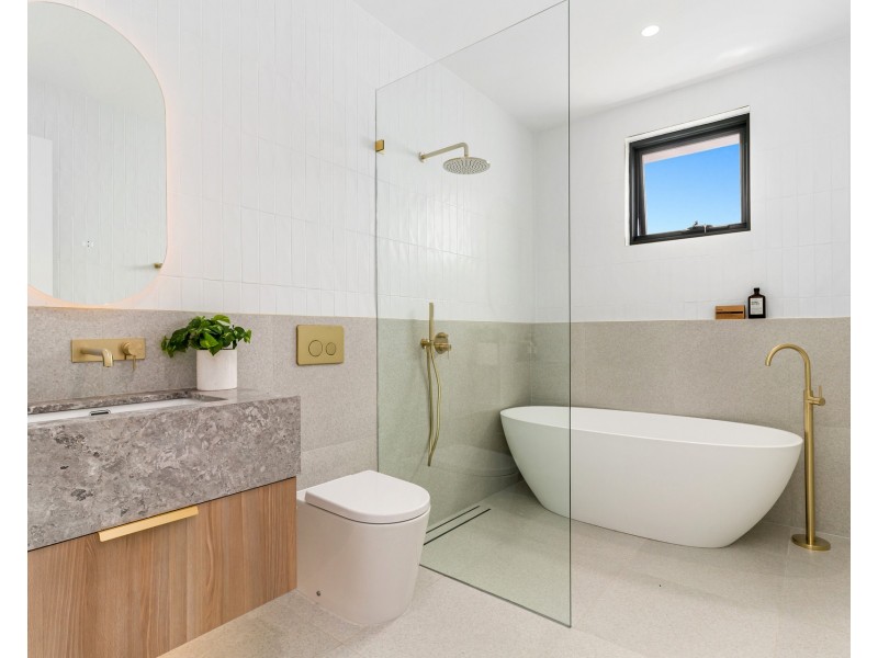 5 Buangi Place, Gymea Bay NSW 2227