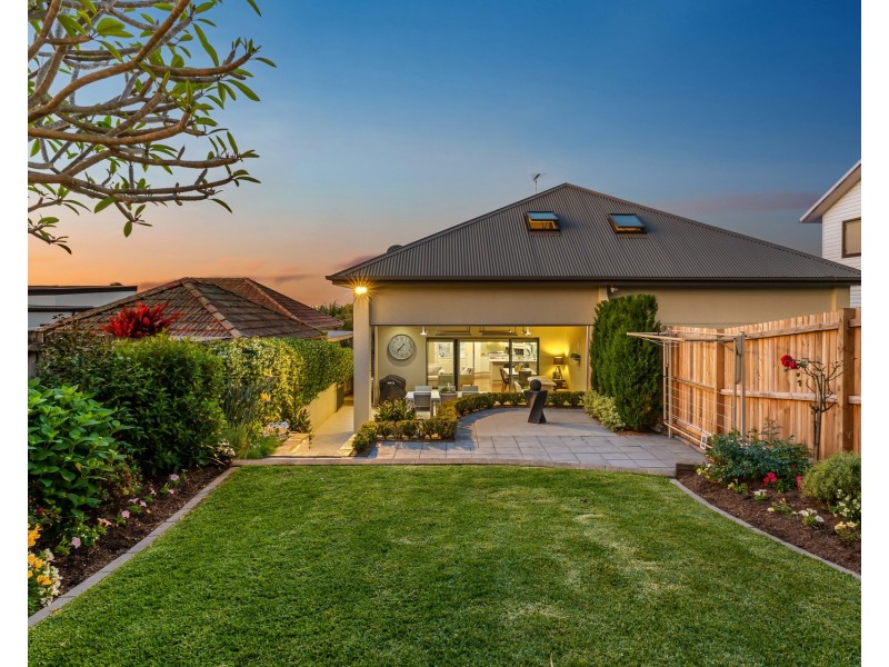 8a Fairs Avenue, Woolooware NSW 2230