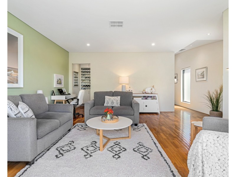 8a Fairs Avenue, Woolooware NSW 2230