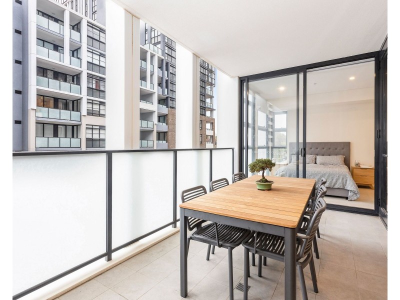 207/7 Village Place, Kirrawee NSW 2232