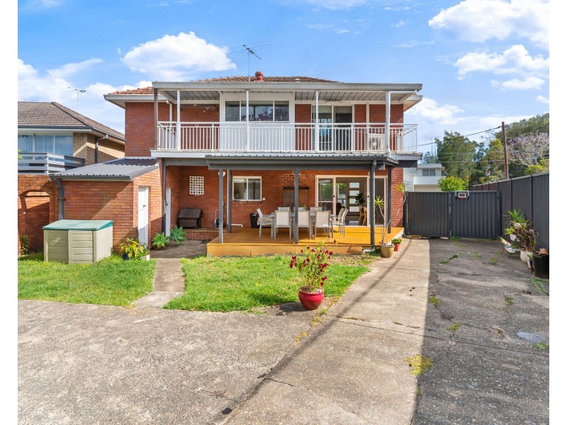 6 Nyngan Place, Miranda NSW 2228