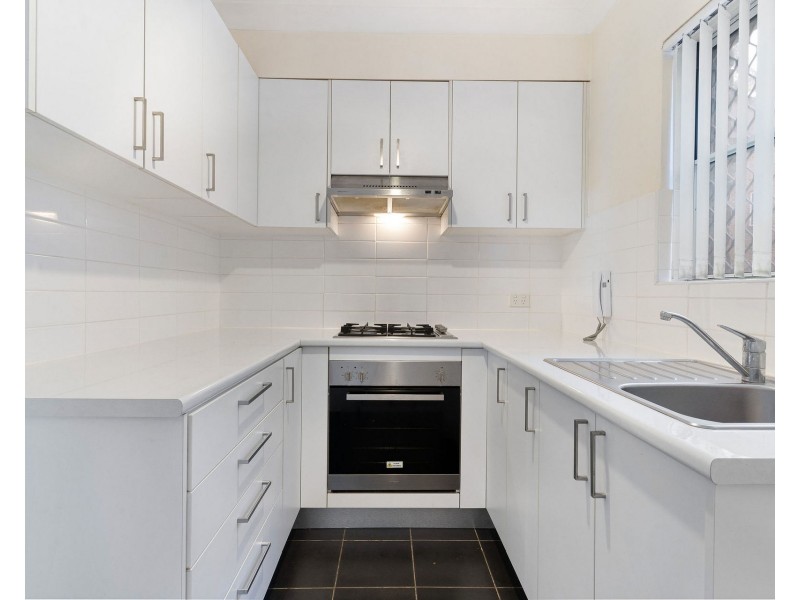 2/29 Preston Avenue, Engadine NSW 2233