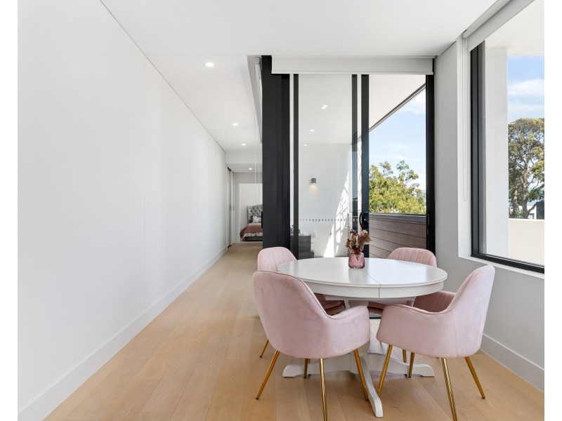 401/11 Hinkler Avenue, Caringbah NSW 2229