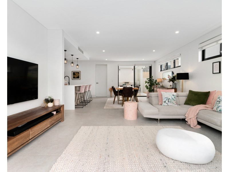 328 Willarong Road, Caringbah South NSW 2229
