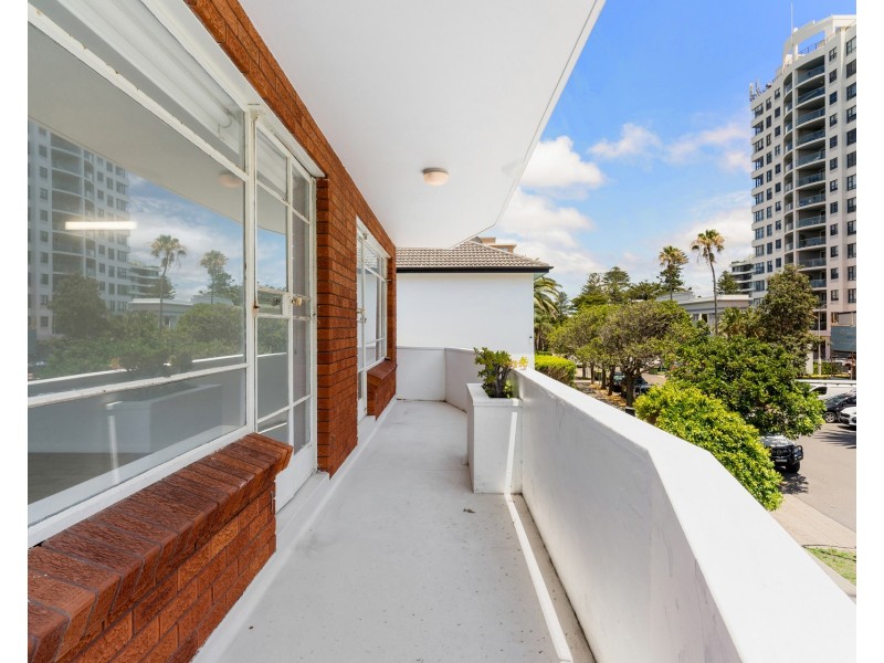 2/18 Ozone Street, Cronulla NSW 2230