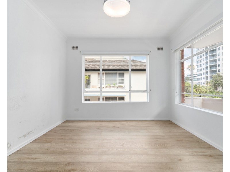 2/18 Ozone Street, Cronulla NSW 2230