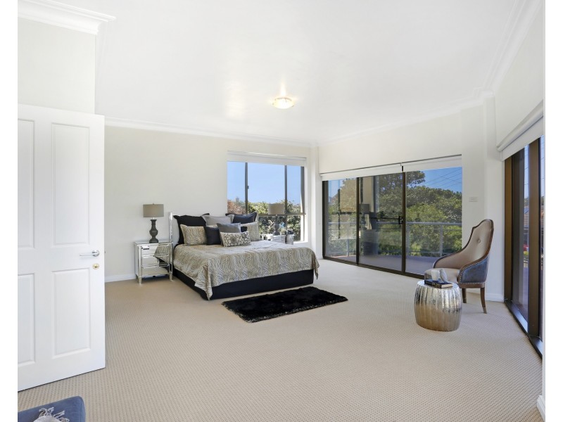 9 Hazel Place, Burraneer NSW 2230