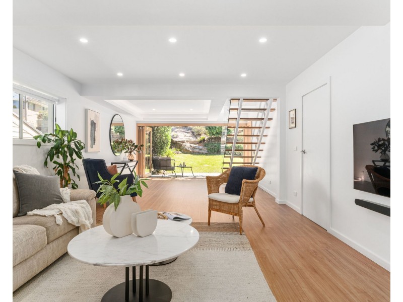 10 Loves Avenue, Oyster Bay NSW 2225