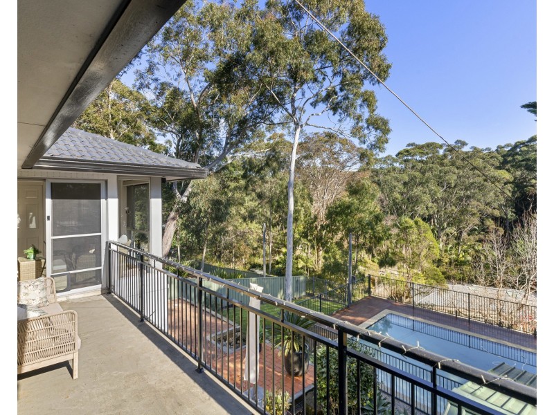 6 Surrey Place, Kareela NSW 2232