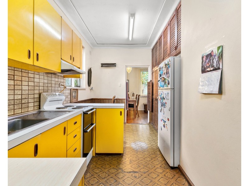 11 Karoola Crescent, Caringbah NSW 2229