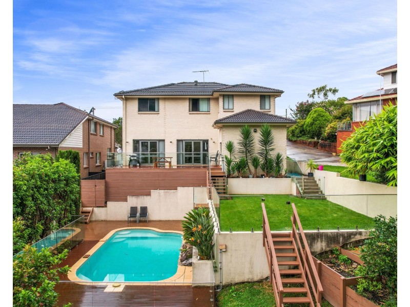 9 Novara Crescent, Como NSW 2226