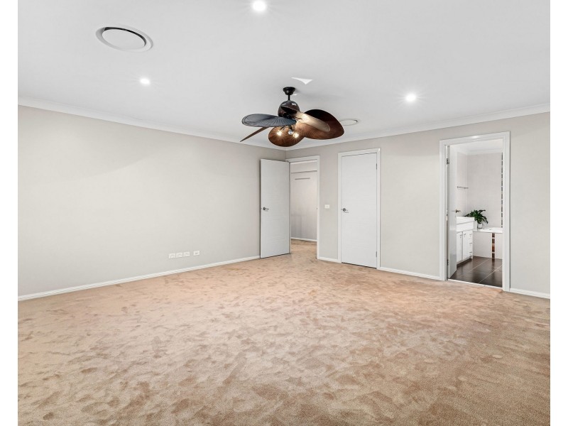 9 Novara Crescent, Como NSW 2226
