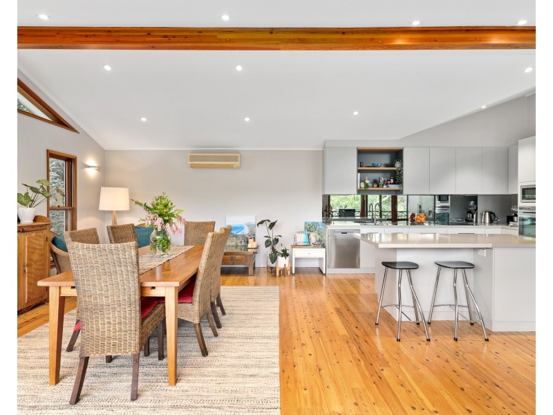 6 Farrer Place, Oyster Bay NSW 2225