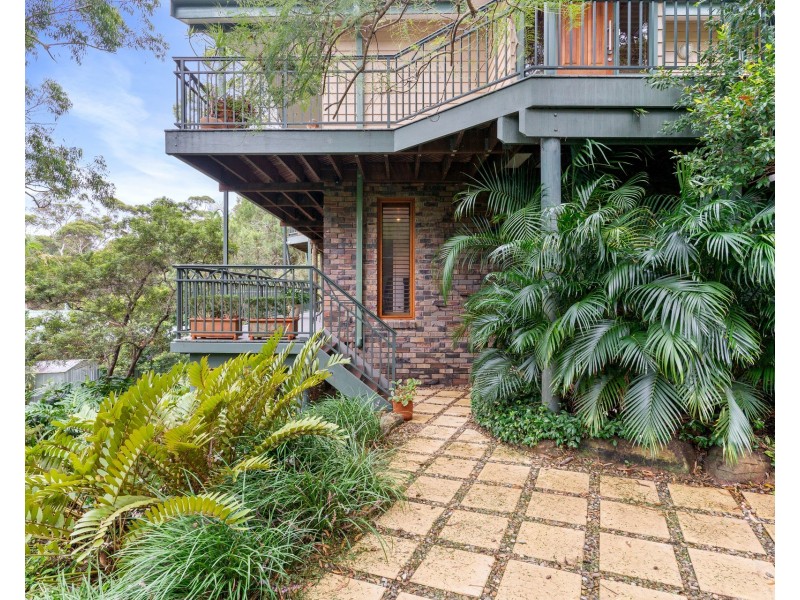 6 Farrer Place, Oyster Bay NSW 2225
