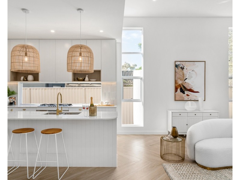 213b Oak Road, Kirrawee NSW 2232