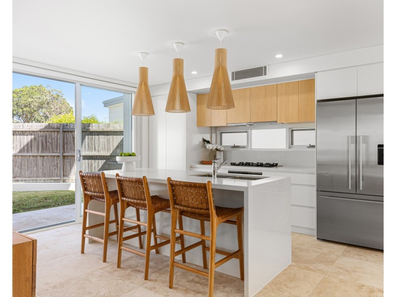 8 Crescent Road, Caringbah South NSW 2229