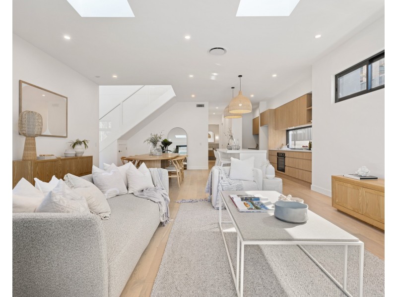 1 Kiah Place, Miranda NSW 2228